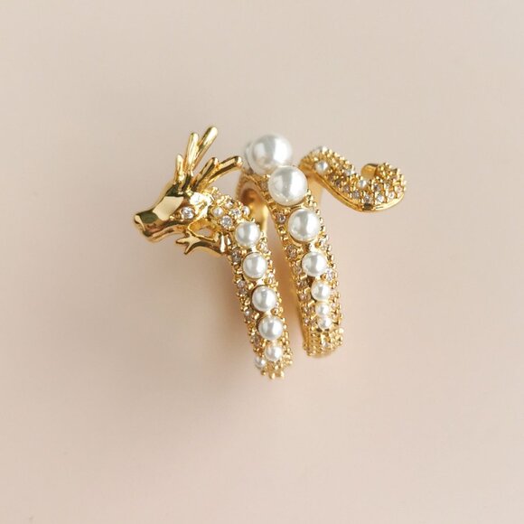Kate Spade Dazzling Dragon Gold Pearl Wrap Ring Size 7 NEW Perfect condition - Picture 1 of 5
